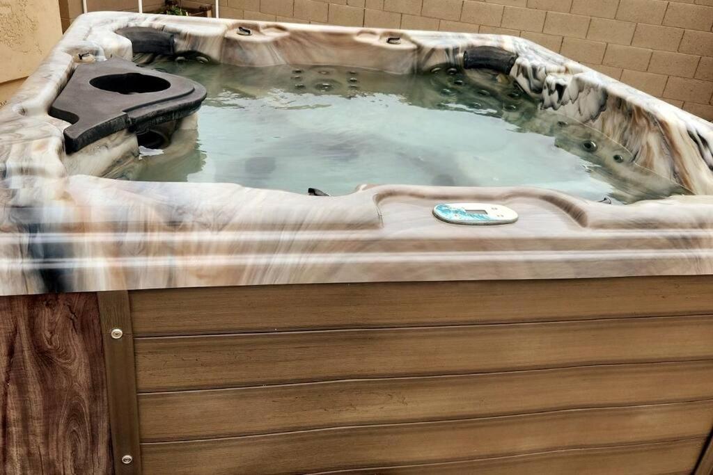 Phoenix Home With Heated Pool, Desert Views & Hot Tub Anthem エクステリア 写真