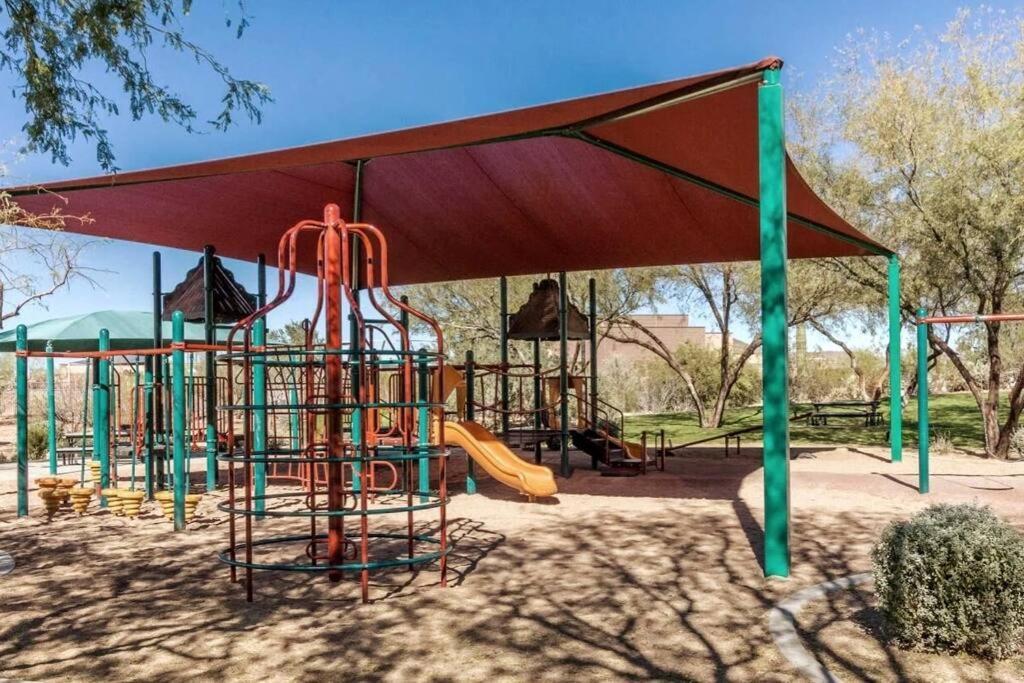 Phoenix Home With Heated Pool, Desert Views & Hot Tub Anthem エクステリア 写真
